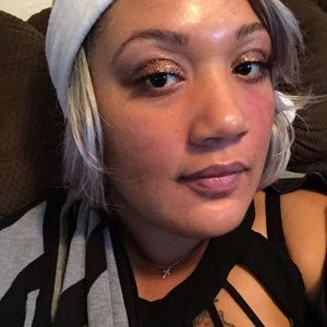 Meet your Posher, Kollisha